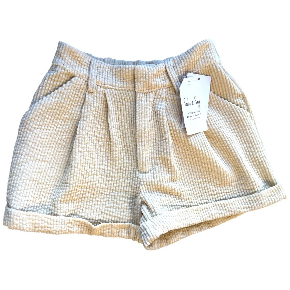 Sadie & Sage Cream Textured Shorts NWT Size M California Boutique